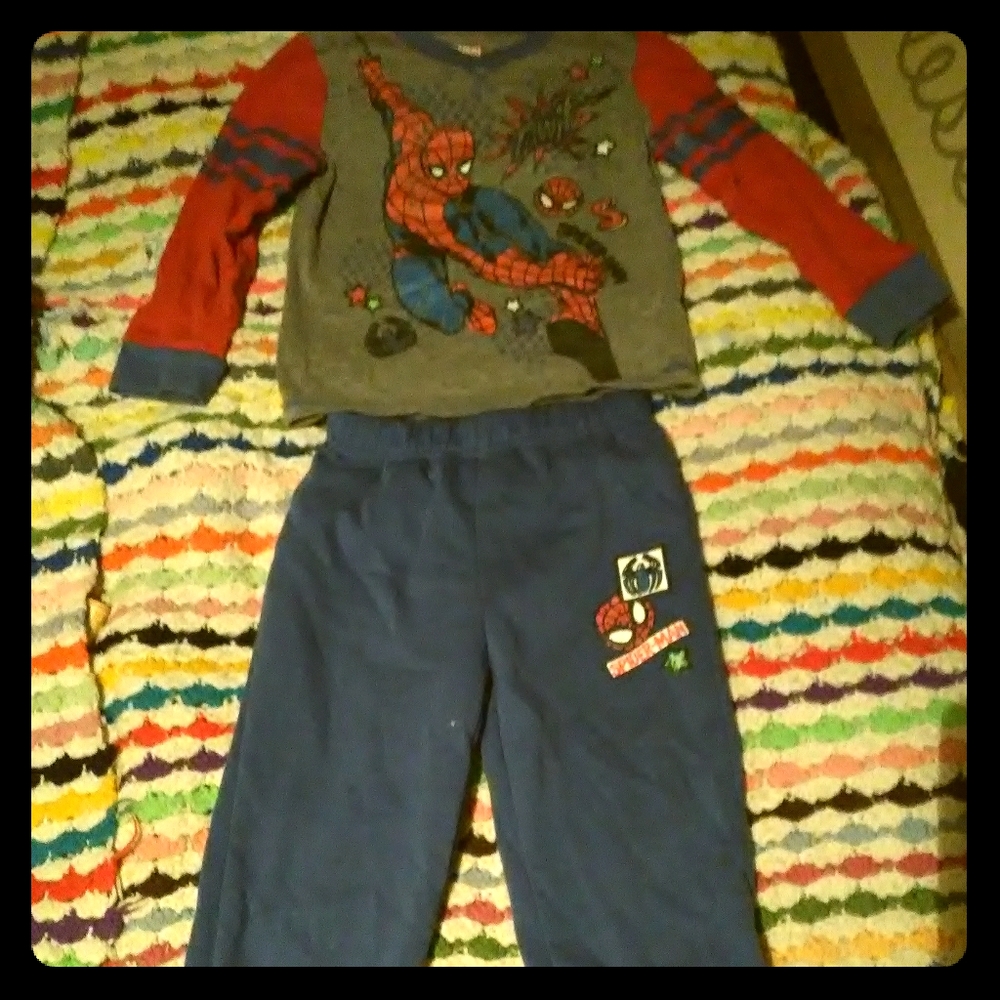 2 PC Spiderman Outfit